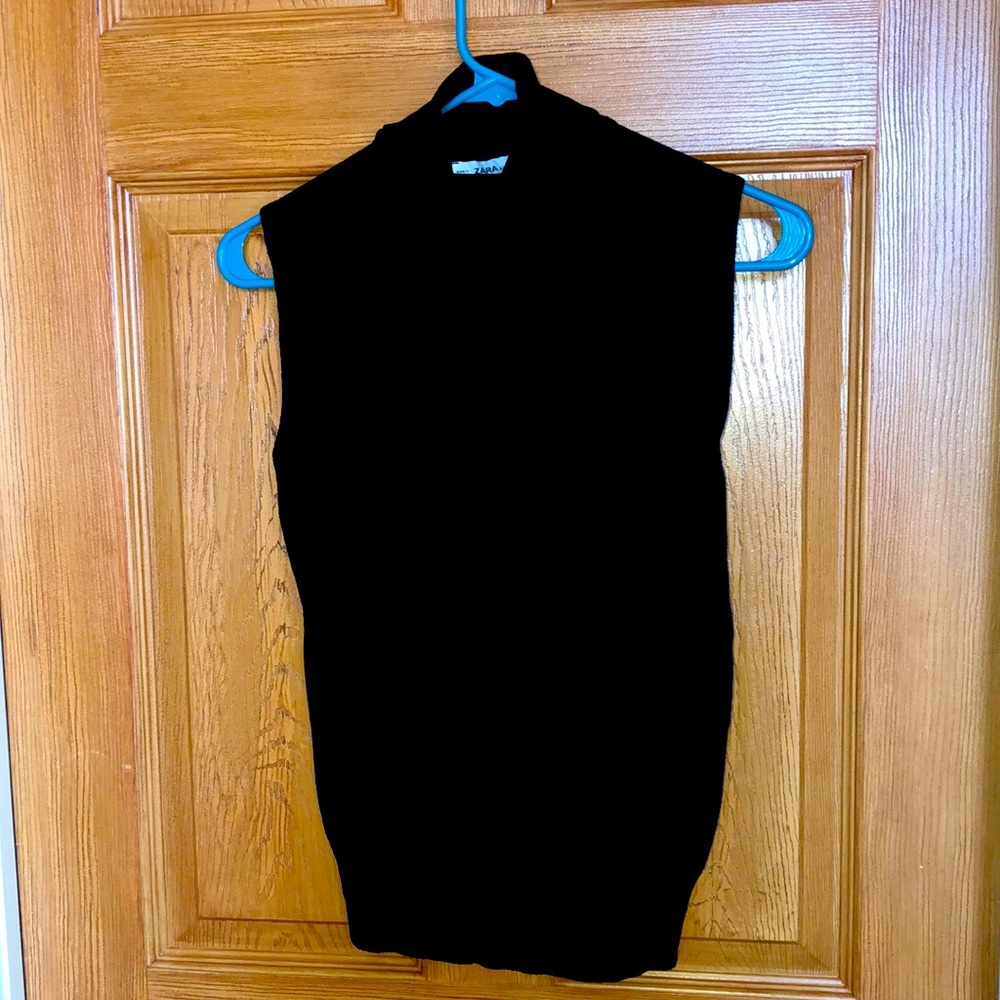Zara knit black sleeveless turtleneck sz M